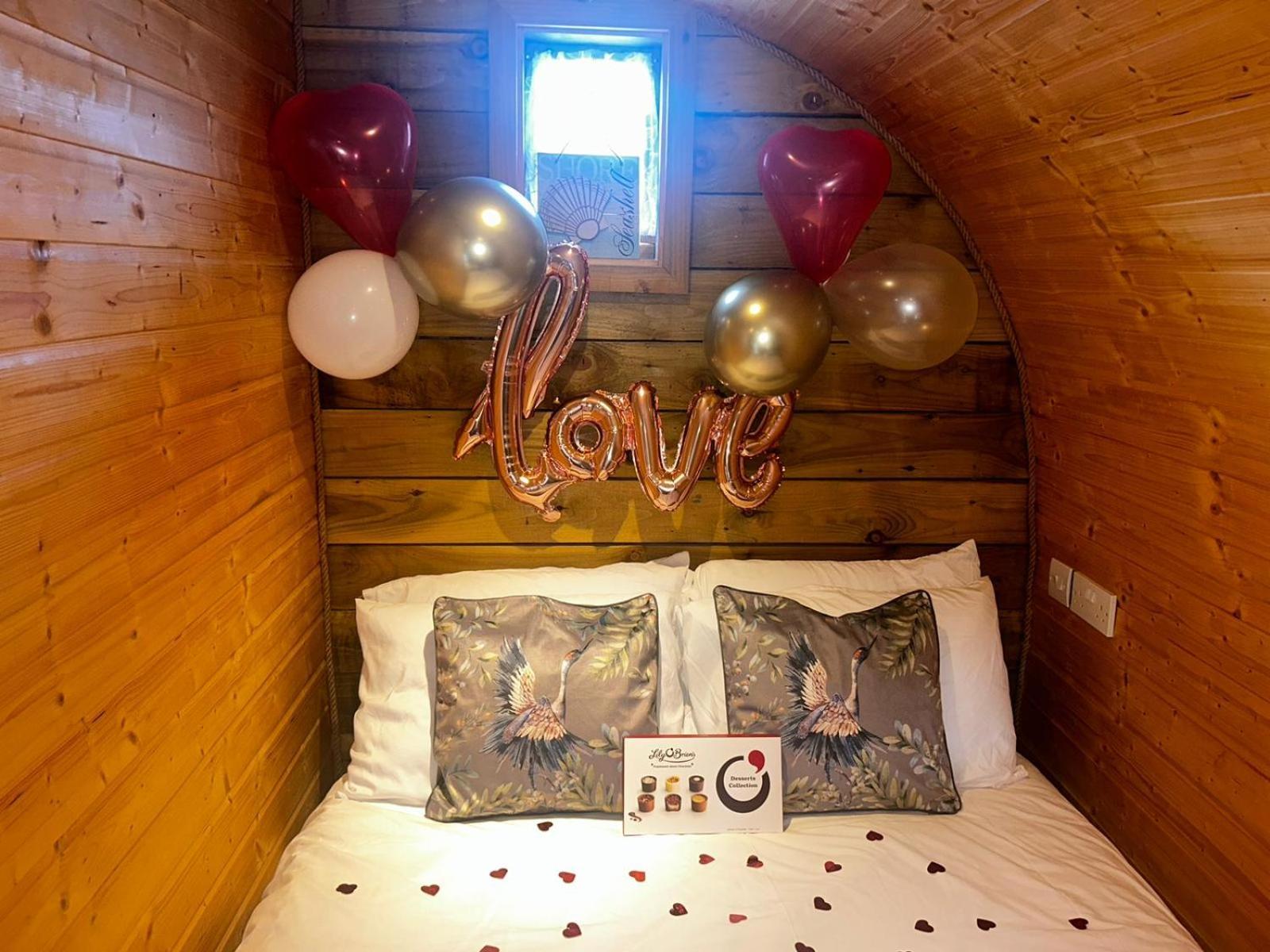 Crabmill Glamping Bewdley Hotel Екстериор снимка
