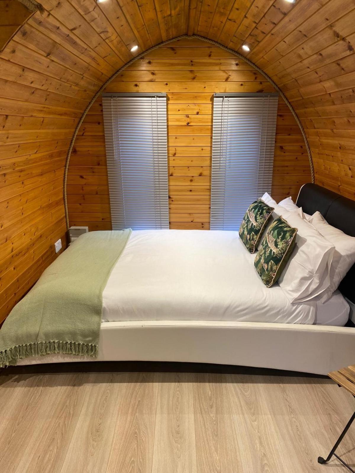 Crabmill Glamping Bewdley Hotel Екстериор снимка