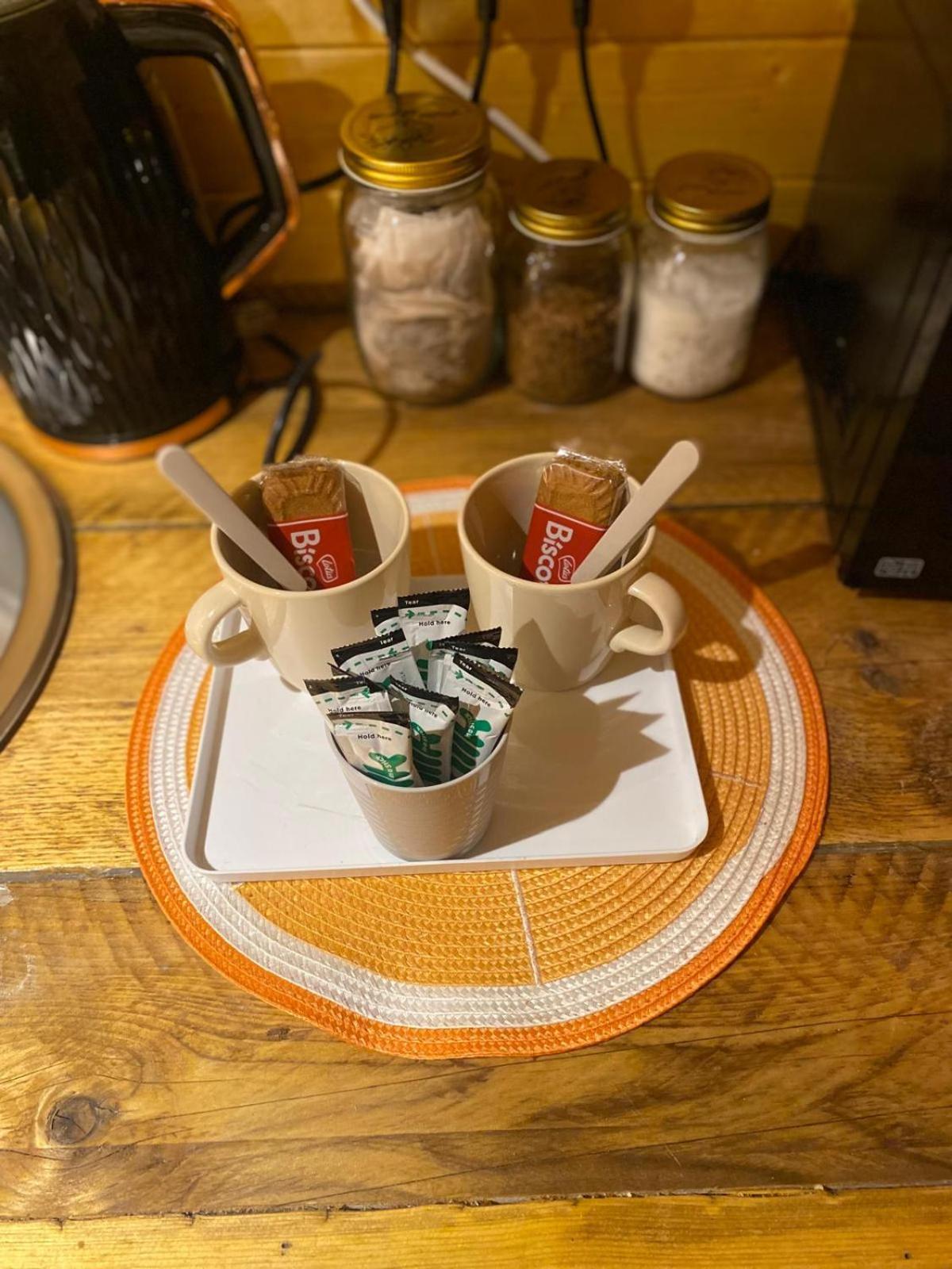 Crabmill Glamping Bewdley Hotel Екстериор снимка